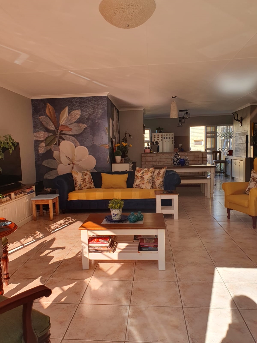 3 Bedroom Property for Sale in Wavecrest Eastern Cape